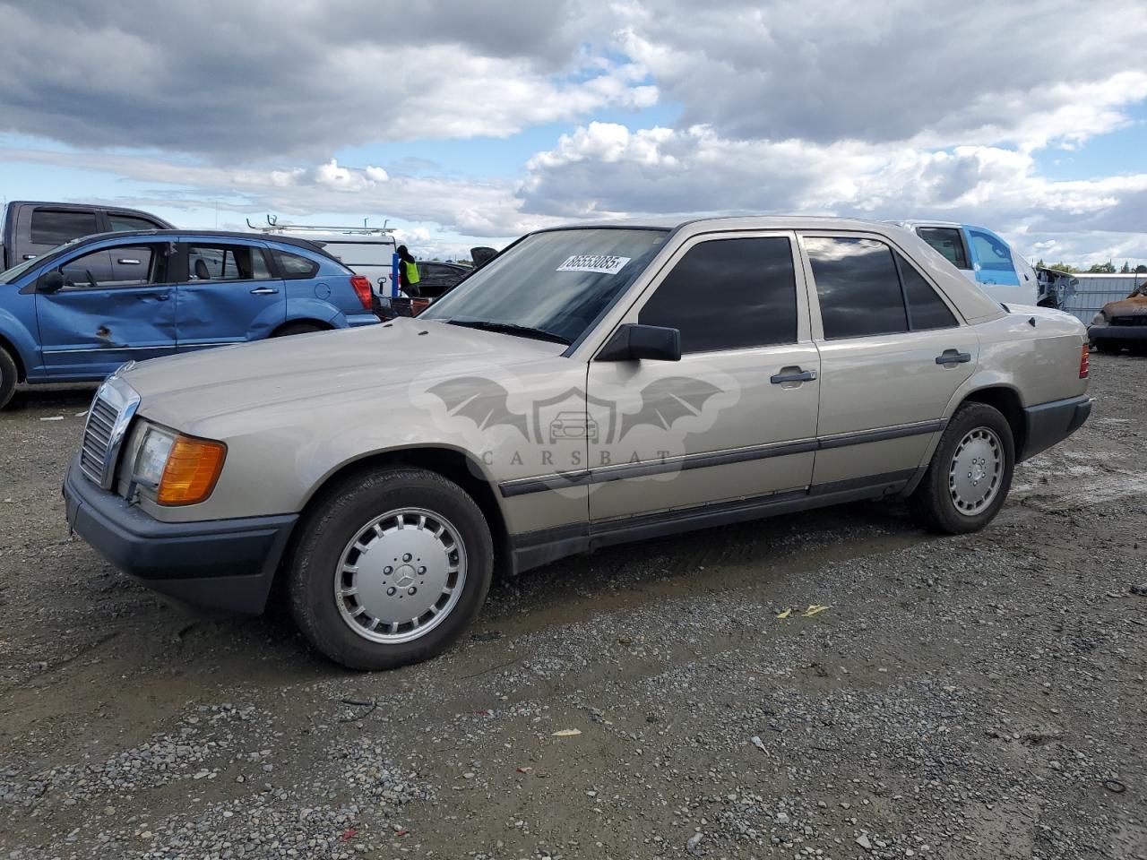 Mercedes-Benz 300 E 3.0L 6 1986