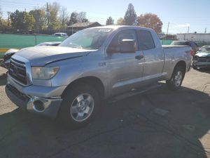 Toyota Tundra DOUBLE CAB SR5 5.7L 8 2010