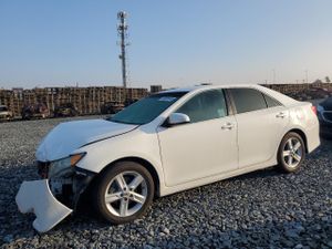Toyota Camry BASE 2.5L 4 2012