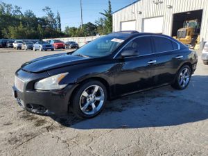 Nissan Maxima S 3.5L 6 2013