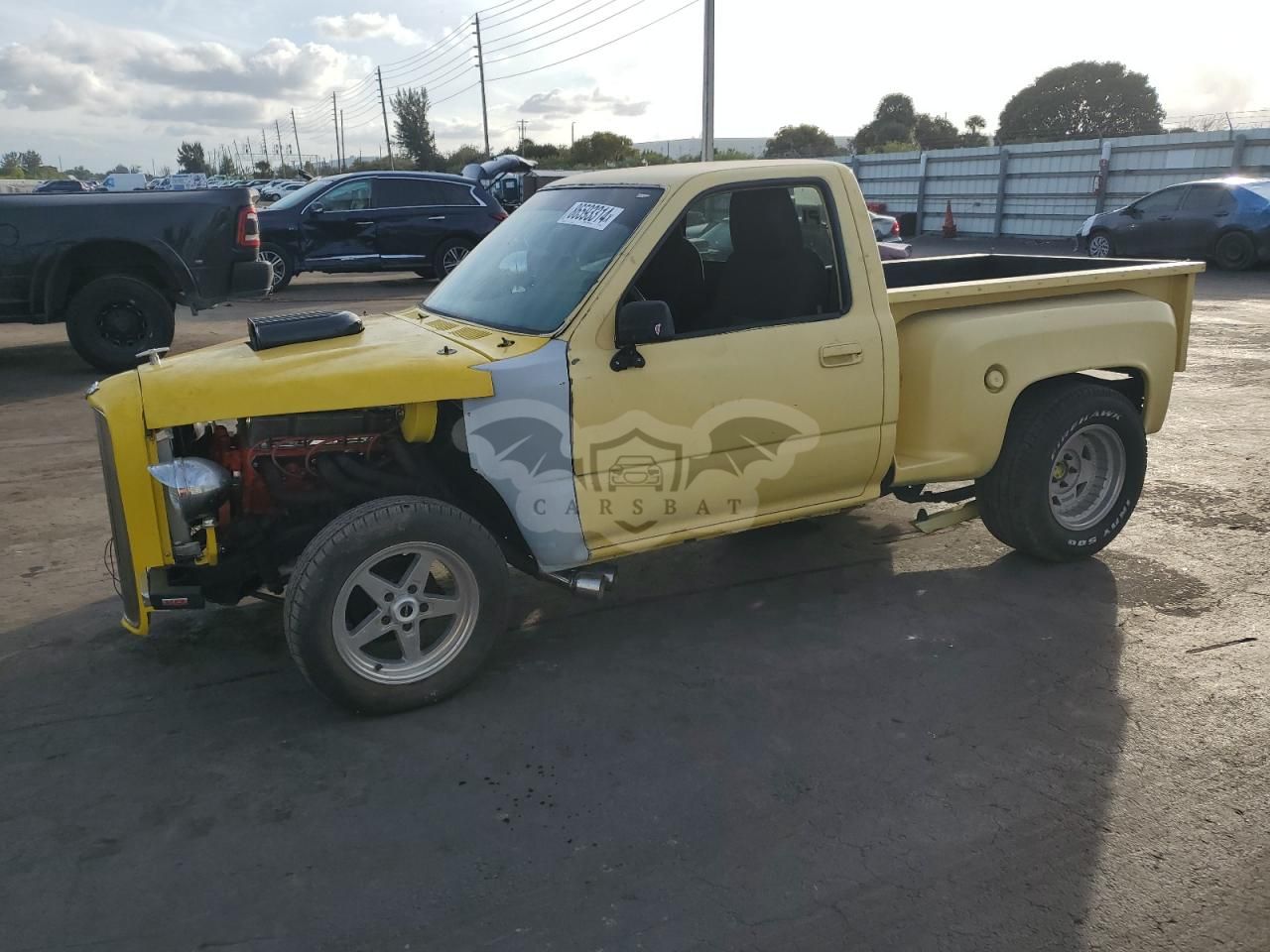 Toyota Hilux 1/2 TON SHORT WHEELBASE 2.4L 4 1992