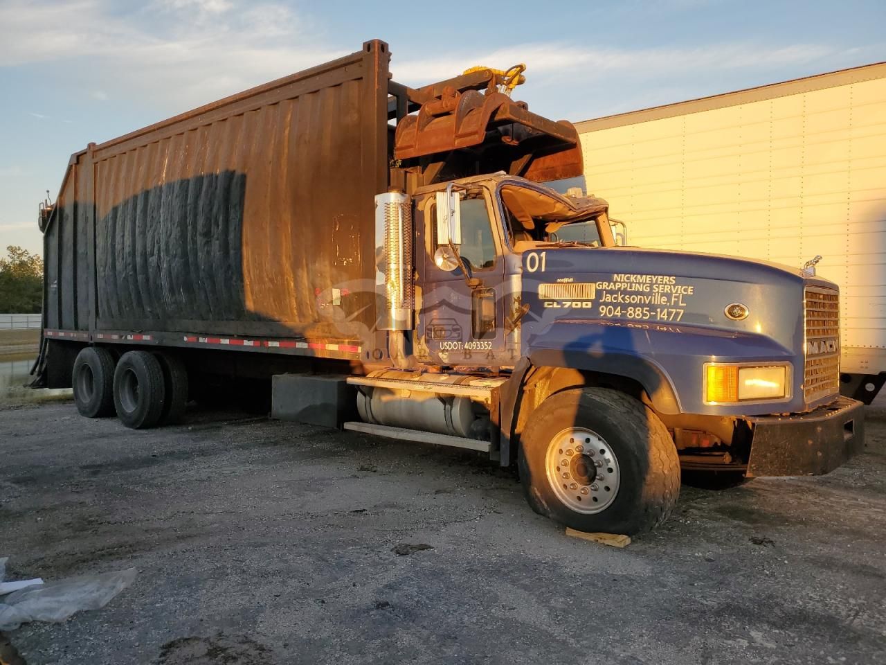 Mack 700 CL700 6 2006
