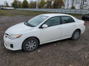Toyota Corolla BASE 1.8L 4 2011