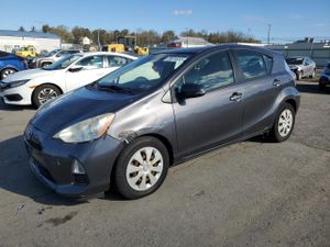 Toyota Prius 1.5L 4 2013