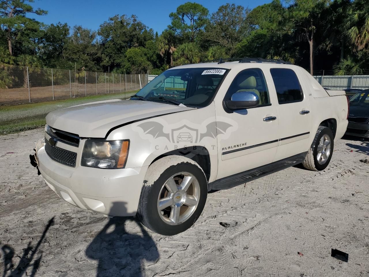 Chevrolet Avalanche LTZ 5.3L 8 2011