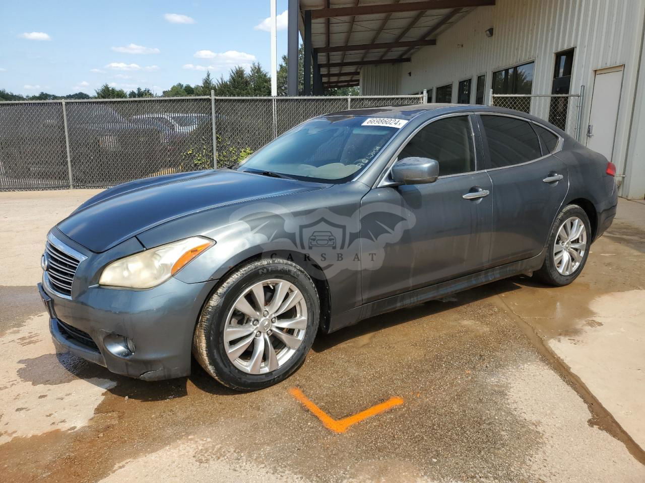 Infiniti M37 3.7L  6 2012