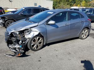 Hyundai Elantra 1.8L 4 2013