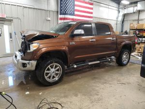 Toyota Tundra CREWMAX 1794 5.7L 8 2015