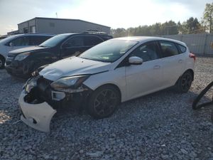Ford Focus TITANIUM 2.0L 4 2012