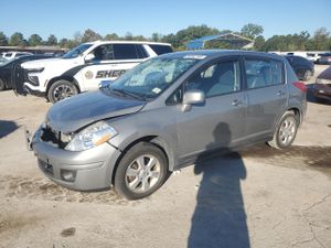 Nissan Versa S 1.8L 4 2012