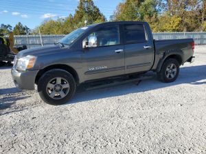 Nissan Titan XE 5.6L 8 2005