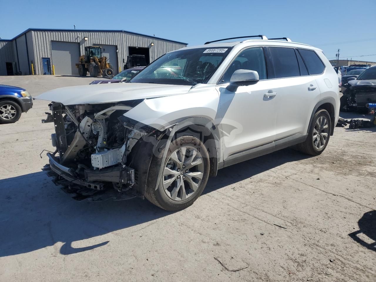 Toyota Grand Highlander LE 2.5L 4 2025