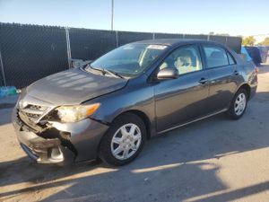 Toyota Corolla BASE 1.8L 4 2011