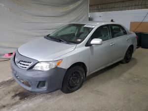 Toyota Corolla BASE 1.8L 4 2013