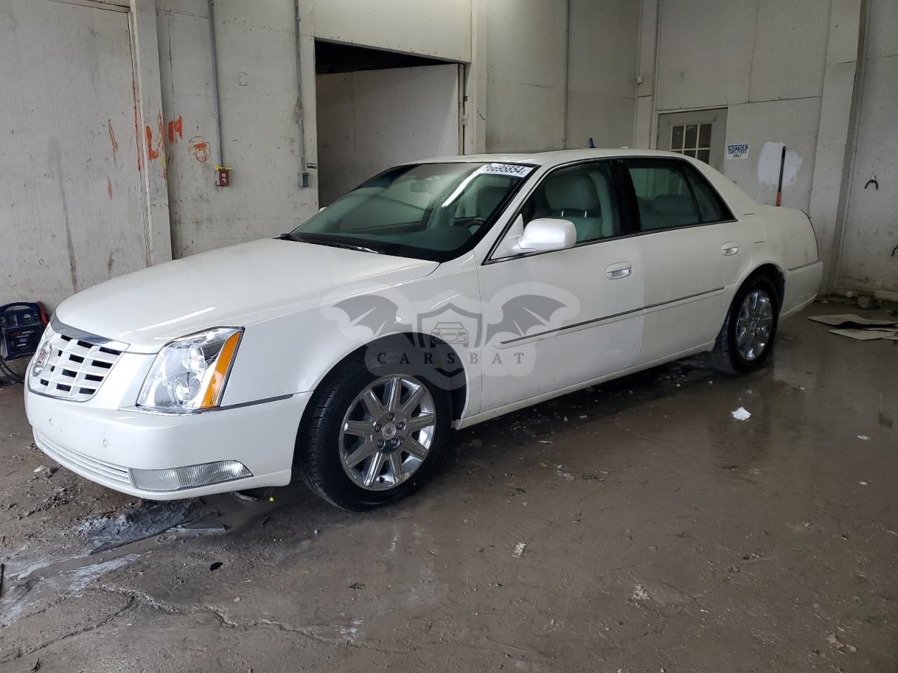 Cadillac DTS PREMIUM COLLECTION 4.6L 8 2011