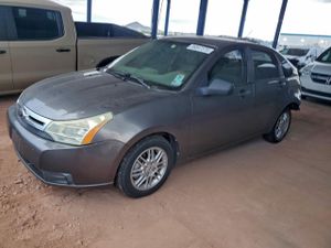 Ford Focus SE 2.0L 4 2010