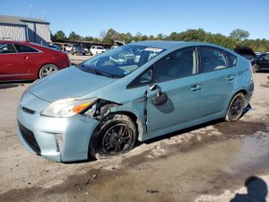 Toyota Prius 1.8L 4 2013