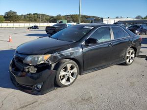 Toyota Camry BASE 2.5L 4 2012