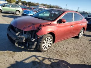 Nissan Sentra S 1.8L 4 2015