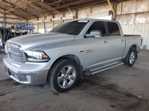 RAM 1500 SLT 5.7L 8 2013