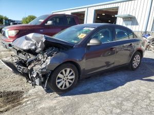 Chevrolet Cruze LS 1.8L 4 2011