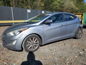 Hyundai Elantra SE 1.8L 4 2015