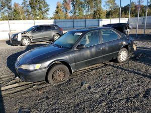 Toyota Camry CE 2.2L 4 1998