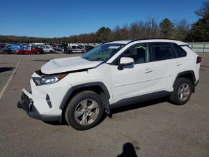 Toyota Rav4 XLE 2.5L 4 2019