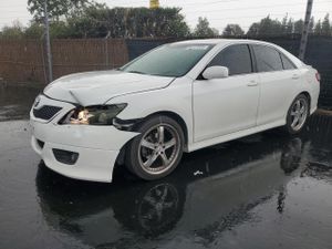Toyota Camry SE 3.5L 6 2010