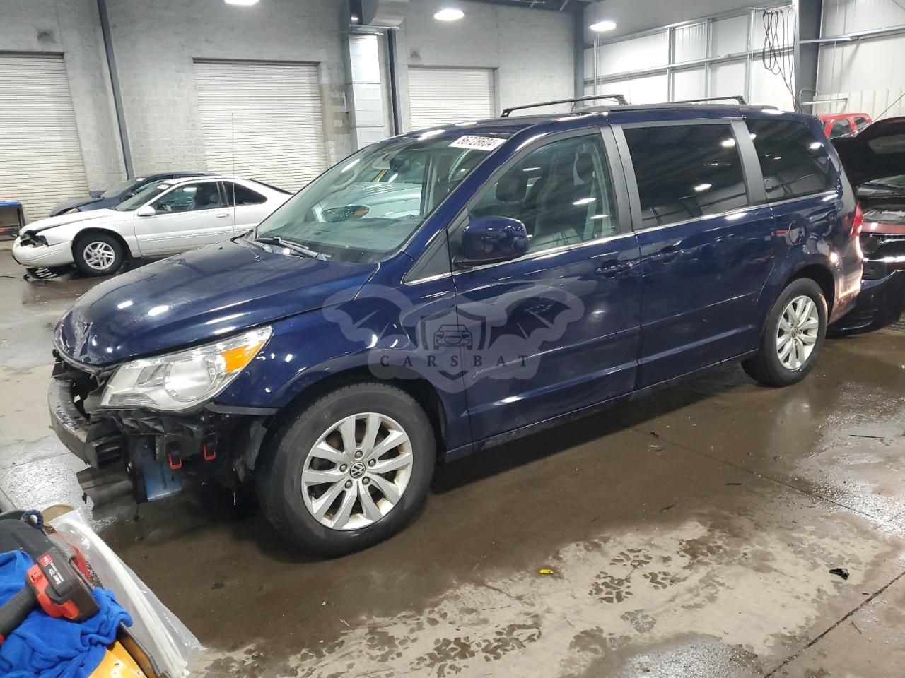 Volkswagen Routan SE 3.6L 6 2014