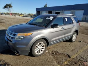 Ford Explorer XLT 3.5L 6 2013