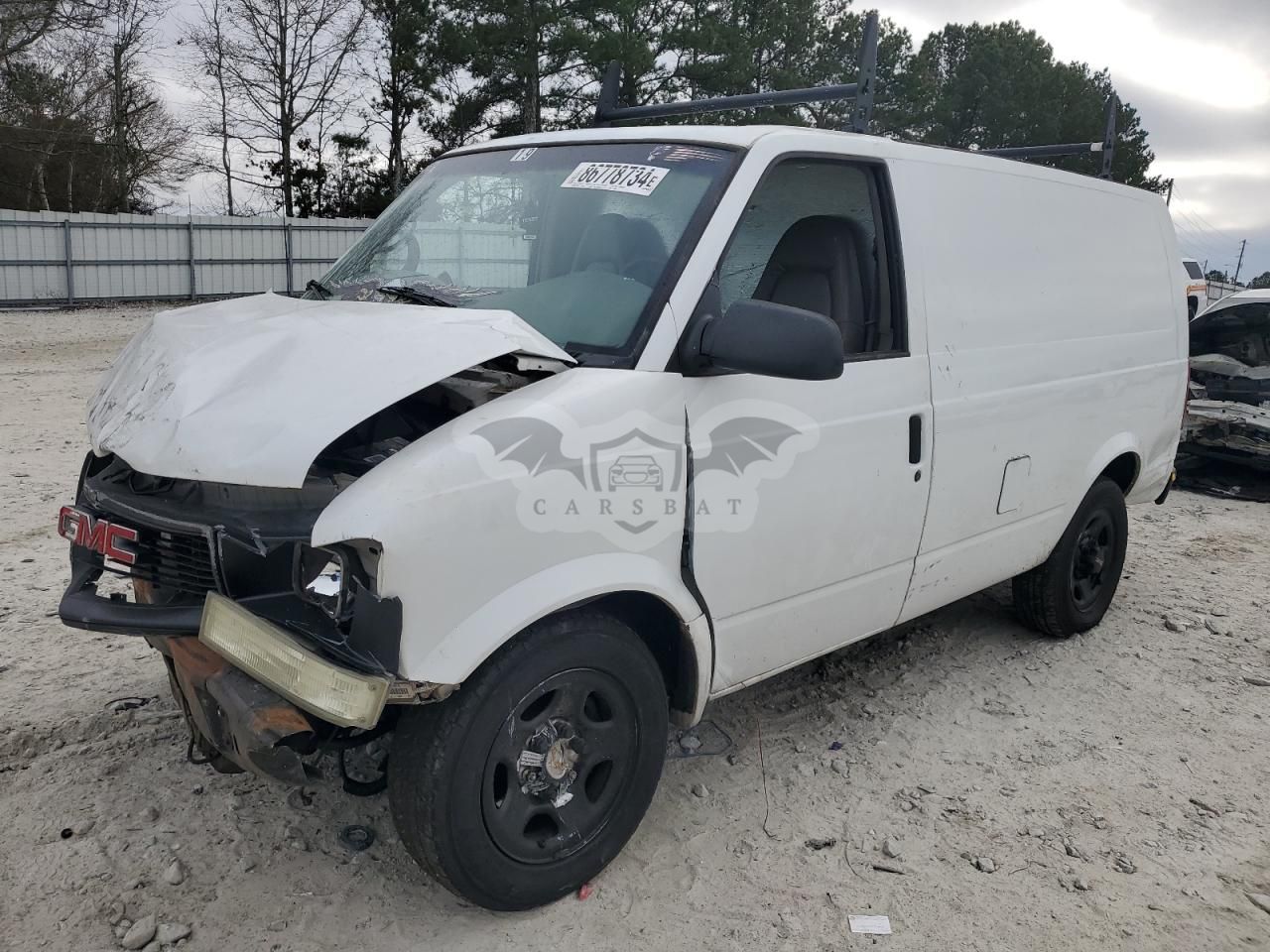 GMC Safari XT 4.3L 6 2003