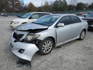 Toyota Corolla BASE 1.8L 4 2010