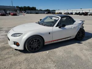 Mazda MX-5 (Miata) CLUB 2.0L 4 2015
