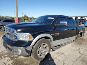RAM 1500 LARAMIE 5.7L 8 2014