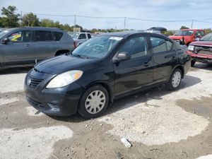 Nissan Versa S 1.6L 4 2013