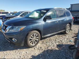Nissan Pathfinder S 3.5L 6 2015