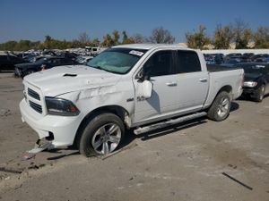 RAM 1500 SPORT 5.7L 8 2015