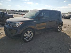 Kia Soul + 2.0L 4 2015