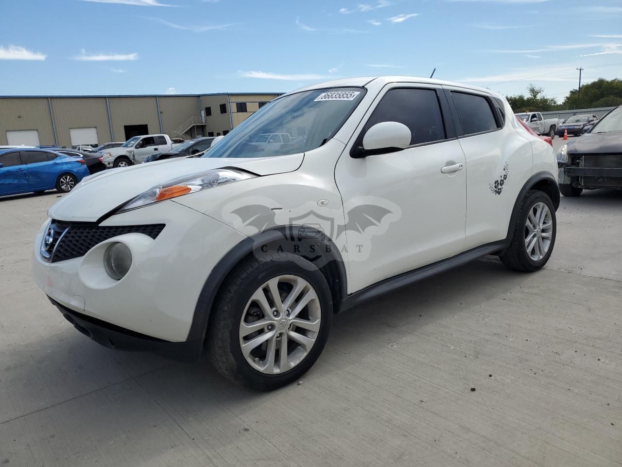 Nissan Juke S 1.6L 4 2013