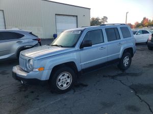 Jeep Patriot SPORT 2.4L 4 2014