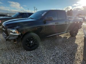 RAM 1500 ST 5.7L 8 2014
