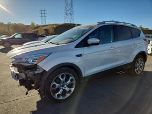 Ford Escape TITANIUM 2.0L 4 2013