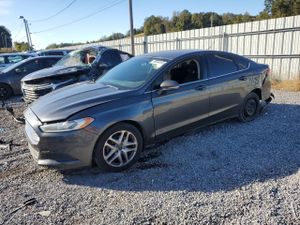 Ford Fusion SE 2.5L 4 2015