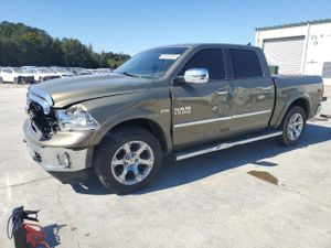 RAM 1500 LARAMIE 5.7L 8 2015