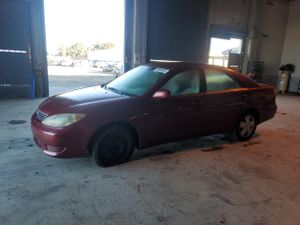 Toyota Camry LE 2.4L 4 2005