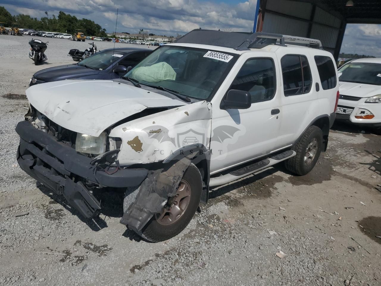 Nissan Xterra XE 3.3L 6 2001