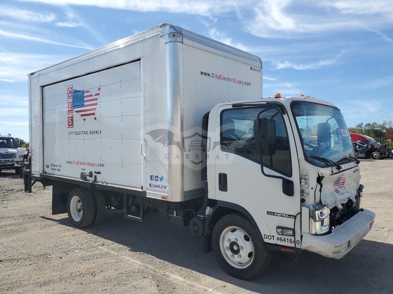 Isuzu NPR 6.6L 8 2024