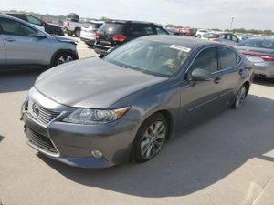 Lexus ES 300H 2.5L 4 2013