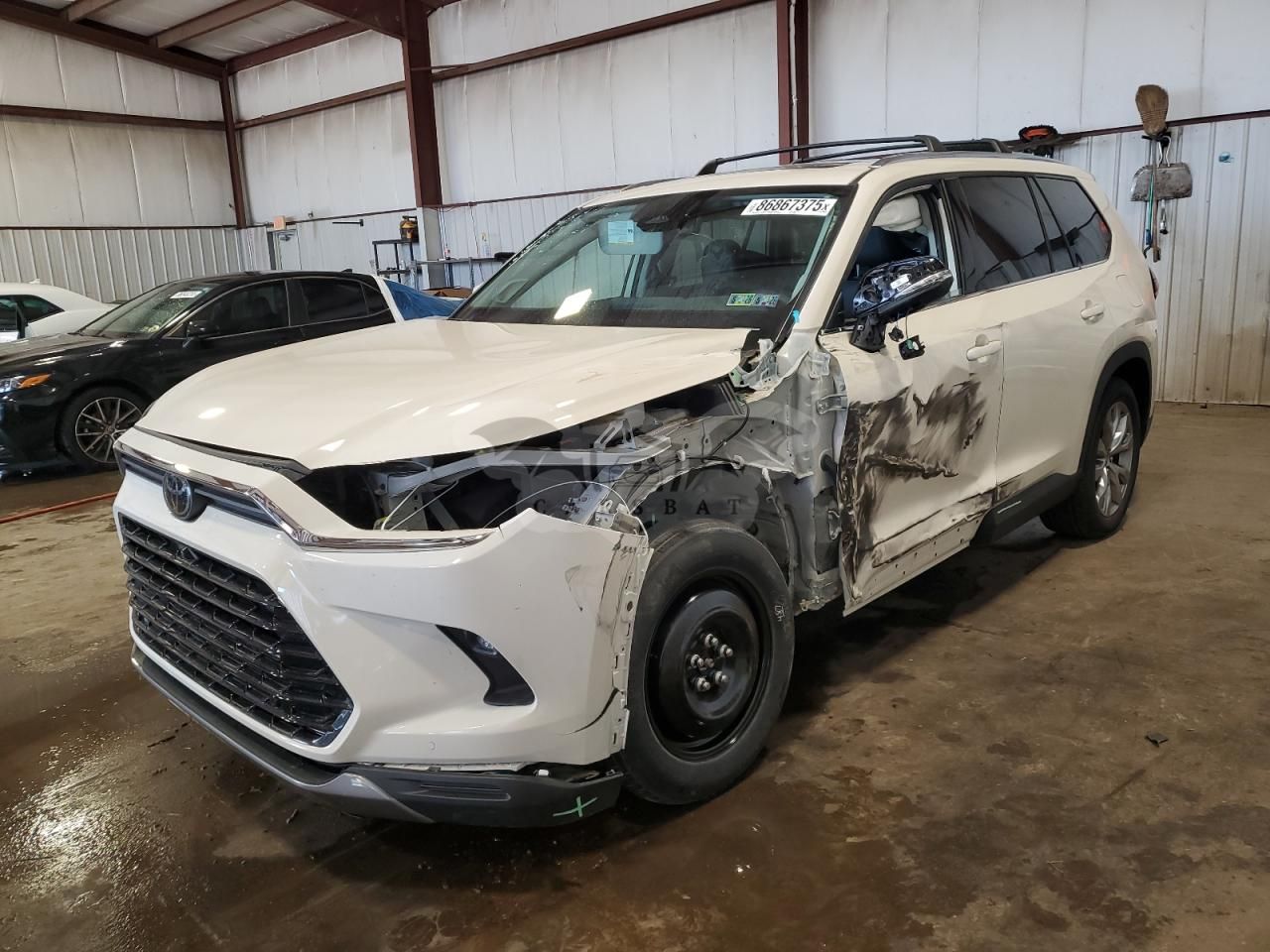 Toyota Grand Highlander XLE 2.5L 4 2024